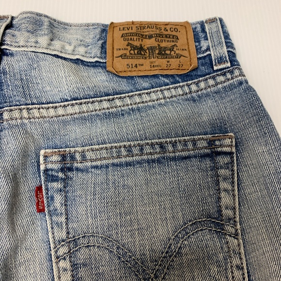Levi’s Distressed Denim Light Washed Shorts 14R - Picture 8 of 9